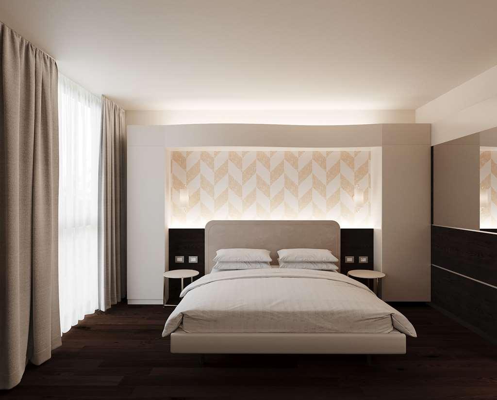 Hotel Doubletree By Hilton Milan Malpensa Solbiate Olona Camera foto