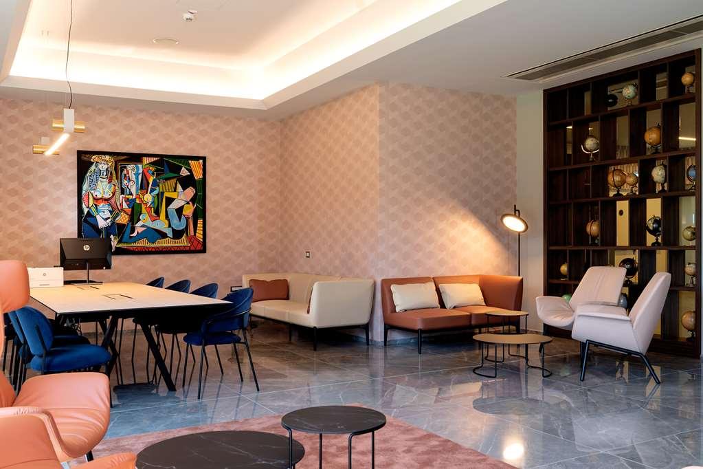 Hotel Doubletree By Hilton Milan Malpensa Solbiate Olona Servizi foto