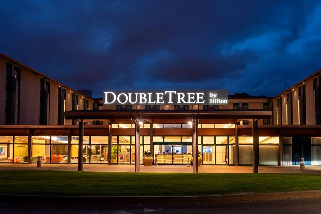 Hotel Doubletree By Hilton Milan Malpensa Solbiate Olona Esterno foto